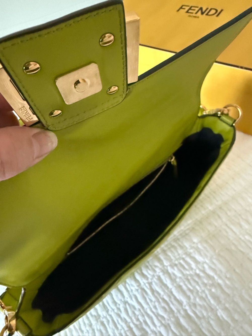 Fendi Lime Green Baguette with Gold Hardware - Picture 6 of 13